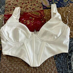 Selling this white corset crop top! only worn a few times basically brand new!